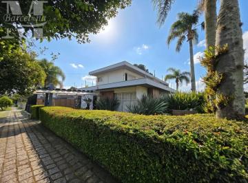 a23ddcc4f5815f9d610634a6ede329fc87b954bf · CASA DE ESQUINA - BATEL - AV VICENTE MACHADO - ALTO PADRÃO - MOBILIADA E LINDA - PISCINA -FONTE DE A
