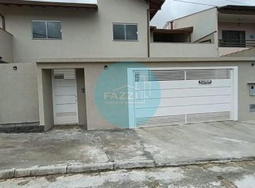FACHADA · Casa com 2 dormitórios para alugar por R$ 2.300,00 - Jardim Amaryllis - Poços de Caldas/MG