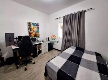 e169a38102a5ffee874aec488b472f12e1bf96b0 · casa com quintal grande, 03 quartos, no Jardim Imperial