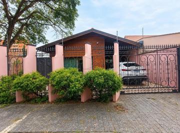 Casa · 300m² · 3 Quartos · 5 Vagas · CASA ASSOBRADADA COM 3 QUARTOS SENDO 1 SUITE - Jardim Maria do Carmo