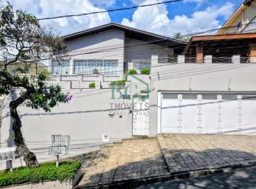 FACHADA · 91004 - Centro - Excelente casa à venda com 262 m² e ótima localização em Poços de Caldas/MG
