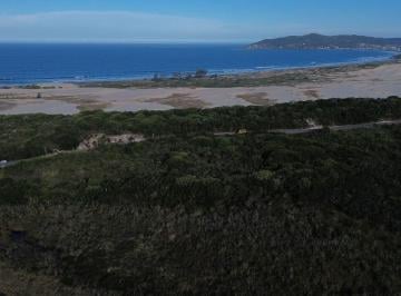 Terreno · 3371m² · Terreno à venda com vista ao mar e para lagoa em Garopaba SC