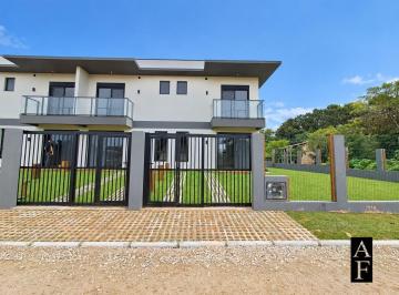 Casa · 80m² · 2 Quartos · 2 Vagas · Sobrado na entrada da Praia Da Barra, Garopaba/SC