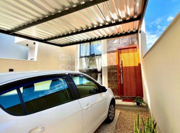 Casa · 61m² · 3 Quartos · 2 Vagas · LINDA CASA DE 3 DORMITÓRIOS