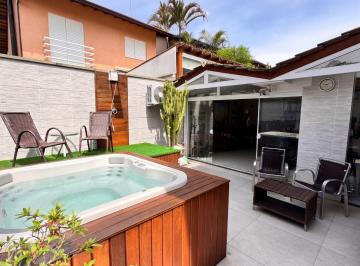 Casa · 173m² · 3 Quartos · 4 Vagas · Casa em Chácaras Jardim Colibri, Embu das Artes/SP de 173m² 3 quartos à venda por R$ 1.199.000,00