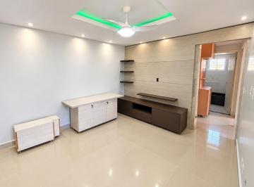 Apartamento · 48m² · 2 Quartos · 1 Vaga · Excelente Apartamento Térreo de 02 Quartos na QC 08 – R$ 3.000 Taxa de condomínio e IPTU INCLUSAS!