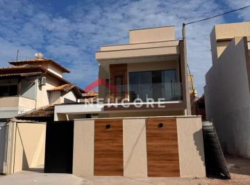 Casa · 108m² · 3 Quartos · 2 Vagas · Casa em Rua Campo de Roncador - Atlântica - Rio das Ostras/RJ