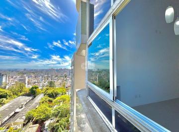 Apartamento · 75m² · 2 Quartos · 2 Vagas · Apartamento à venda no Moinhos de Vento com 2 dormitórios (1 suíte)