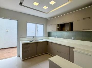 Casa de 3 quartos, Serra · Casa Triplex de Alto Padrão com Rooftop Gourmet em Colina de Laranjeiras | 192 m² | R$ 980 mil