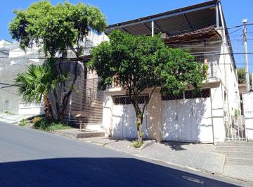 Casa de 4 quartos, Belo Horizonte · Casa para alugar com 4 quartos e 2 vagas R$4.100 – IPTU R$200,00