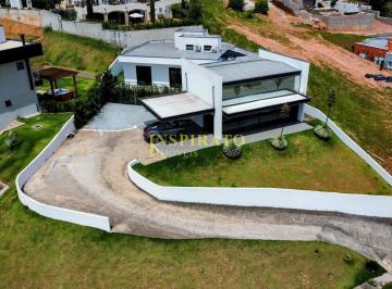 Casa de 3 quartos, Jundiaí · Casa de Condomínio para venda em Ivoturucaia de 256.00m² com 3 Quartos, 2 Suites e 6 Garagens