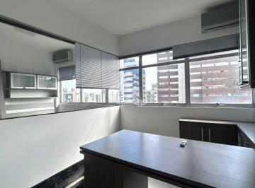 Photo 1 · SALA COMERCIAL À VENDA COM 40 M² NO CENTRO DE FLORIANÓPOLIS