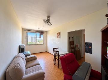 Photo 1 · Apartamento de 2 dormitórios, no bairro Humaitá, Porto Alegre.