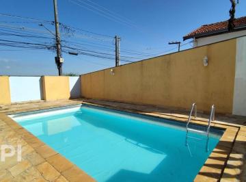 Casa · 215m² · 4 Quartos · 4 Vagas · Casa para alugar em Jardim Tarumã de 215.00m² com 4 Quartos, 2 Suites e 4 Garagens