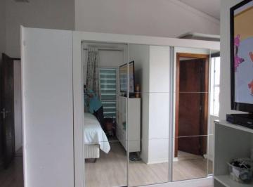 Casa · 180m² · 3 Quartos · Sobrado para venda em Cidade Brasil de 180.00m² com 3 Quartos e 3 Suites