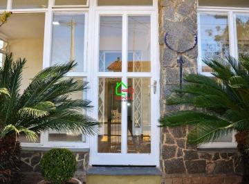 Casa · 216m² · 1 Quarto · 3 Vagas · Casa para venda em Centro de 216.00m² com 1 Quarto, 1 Suite e 3 Garagens
