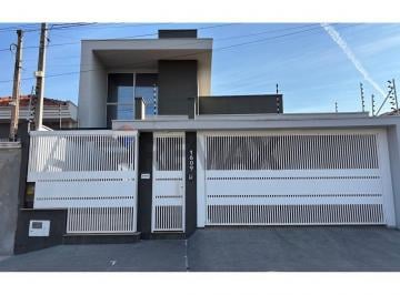 Casa · 190m² · 3 Quartos · Casa para venda em Jardim Cambuí de 190.00m² com 3 Quartos e 1 Suite