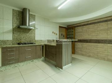 Casa 326m² Venda Jardim Amélia · Sobrado para venda em Jardim Amélia de 326.00m² com 5 Quartos, 1 Suite e 4 Garagens