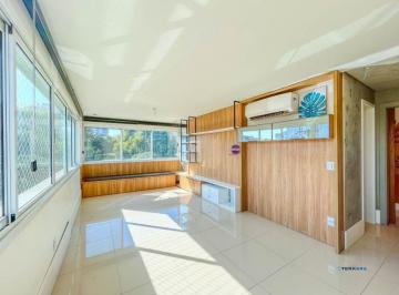 Apartamento · 102m² · 3 Quartos · 2 Vagas · Apartamento de 102 m² de frente para praça no Jardim Itu