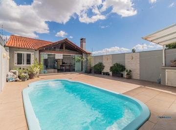 Casa · 250m² · 4 Quartos · 2 Vagas · Sobrado 4 Dormitórios com Suíte, Piscina e Salão de Festas