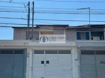 Casa · 140m² · 3 Quartos · 2 Vagas · Lindo sobrado com quintal 140 m²