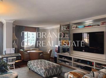 Apartamento · 250m² · 4 Quartos · 4 Vagas · Apartamento reformado, 4 quartos, sendo 2 suítes, 4 vagas - Living com sacada no Jardim América