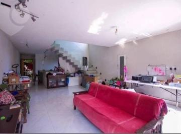 6babf8ab9df76bb7f20368fa00be414547d15b70 · CASA COM 3 SUÍTES DENTRO DE CONDOMINIO