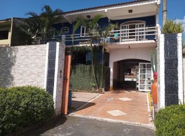 Casa · 389m² · 2 Quartos · 3 Vagas · Casa para venda em Santa Felicidade de 389.00m² com 2 Quartos, 1 Suite e 3 Garagens
