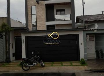 Casa · 223m² · 4 Quartos · 5 Vagas · Sobrado em Vila Carmela II, Guarulhos/SP de 223m² 4 quartos à venda por R$ 1.580.000,00