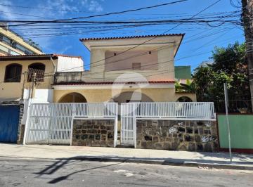 Casa · 298m² · 5 Quartos · 5 Vagas · Casa em Charitas, Niterói/RJ de 298m² 5 quartos à venda por R$ 2.200.000,00