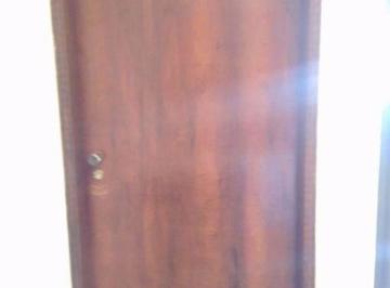 Comercial · 18m² · Sala Comercial para alugar em Vila Milton de 18.00m²