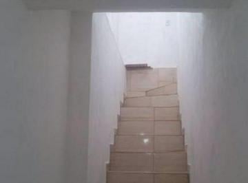 Comercial · 25m² · Sala Comercial para alugar em Cocaia de 25.00m²