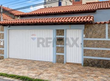 Casa · 290m² · 6 Quartos · 4 Vagas · Casa para alugar em Itapoã de 290.00m² com 6 Quartos, 1 Suite e 4 Garagens
