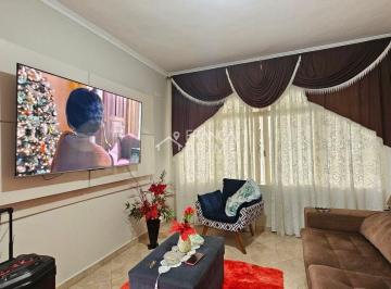 Casa · 240m² · 2 Quartos · 2 Vagas · Casa para venda em Parque Panamericano de 240.00m² com 2 Quartos, 1 Suite e 2 Garagens