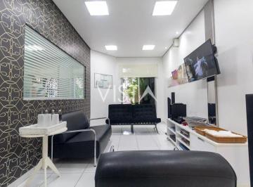 Casa · 250m² · 3 Quartos · 2 Vagas · CASA À VENDA NO TATUAPÉ – 250 m² | IDEAL PARA USO RESIDENCIAL OU COMERCIAL