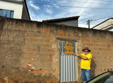 Imagem 1 · Casa para aluguel em Centro, Nepomuceno