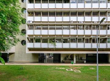 Apartamento de 3 quartos, Brasília · SQS 210 | Asa Sul | 3 Quartos | 1 Suíte | 4º Andar | Bloco Projetado por Marcílio Mendes