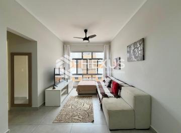 Foto · Apartamento reformado a 2 quadras da praia na Enseada, Guarujá