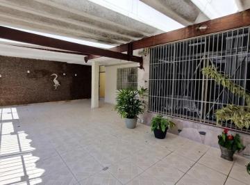 50f465e8-8105-4d42-8952-b74f2f8fa884 · Casa para venda em Vila Curuçá com 5 quartos, 343m²