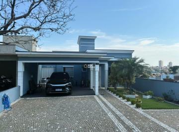 Casa · 226m² · 3 Quartos · 4 Vagas · Casa de Condomínio para venda em Condomínio Villaggio Fiorentino de 226.00m² com 3 Quartos, 3 Suites