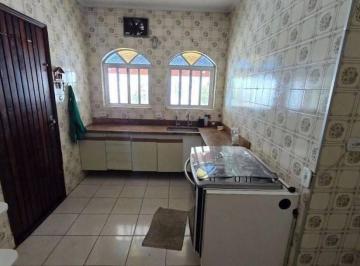 Casa · 250m² · 3 Quartos · 2 Vagas · Sobrado para alugar em Jardim Aida de 250.00m² com 3 Quartos e 2 Garagens