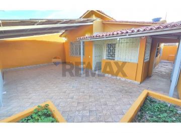 Casa · 192m² · 3 Quartos · Casa 3 quartos para alugar no Gama em Brasília DF