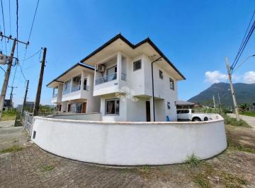 Casa · 88m² · 3 Quartos · Sobrado com 3 quartos/dormitórios no bairro Guarda do Cubatão, em Palhoça - SC