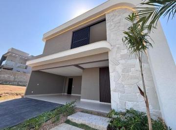 Casa · 260m² · 4 Quartos · 4 Vagas · Casa à venda no bairro Jardins Nápoles em Senador Canedo/GO
