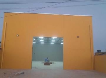Comercial · 500m² · 2 Quartos · 10 Vagas · Pavilhão/Galpão com 500 m² no Centro