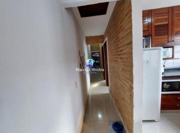 Foto 01 · Casa à venda em Ubatuba-SP: 2 quartos, 1 banheiro, 2 vagas na Perequê Açu! Aproveite esta oportunida