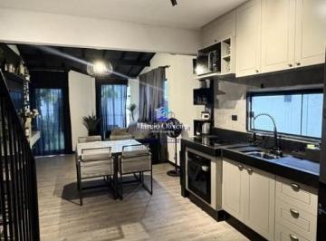 Foto 01 · Imperdível Residência de 4 Quartos com Suíte em Ubatuba-SP, Bairro Itaguá - 120m², 3 Banheiros, 2 Va
