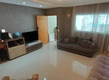 Casa · 185m² · 3 Quartos · 4 Vagas · Sobrado de 185 m² com 3 Suítes, Varandas e 4 Vagas de garagem no Bairro Assunção - São Bernardo do C