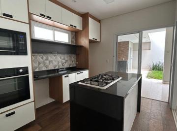 Casa de 4 quartos, Votorantim · Casa com 4 quartos à venda e para aluguel no Condomínio Villagio Di Capri