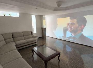 Casa de 4 quartos, Fortaleza · Casa a venda com 3 andares, 3 suítes, bairro varjota!